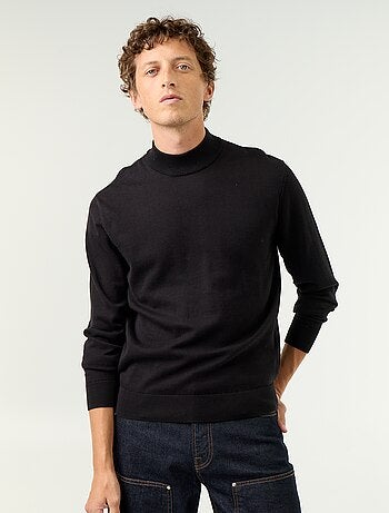 Pull en maille fine jauge avec col montant