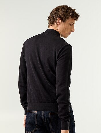 Pull en maille fine jauge avec col montant