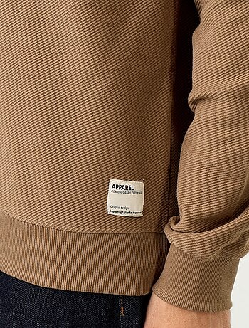 Pull en maille fine jauge côtelée