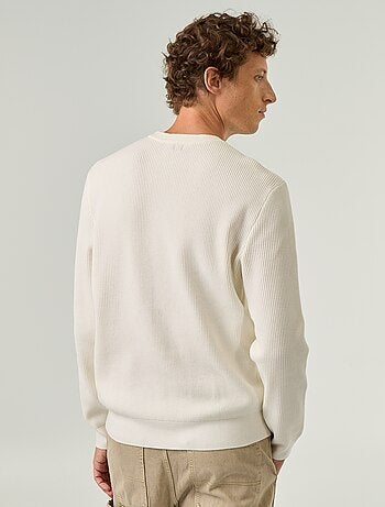 Pull en maille gaufrée à col rond