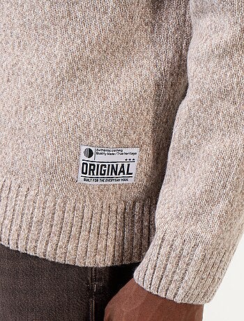 Pull en maille grosse jauge à col montant