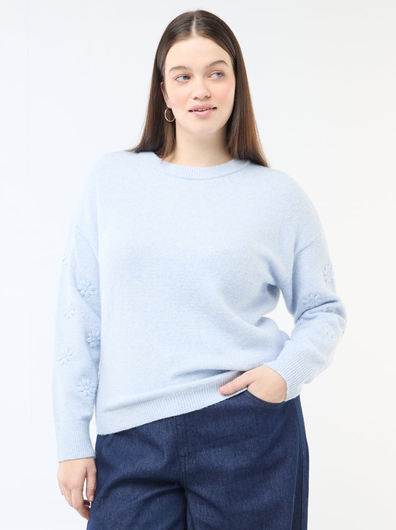 Pull en maille grosse jauge à manches longues avec broderies fleurs Bleu - Kiabi