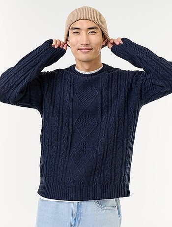 Pull en maille grosse jauge avec torsades