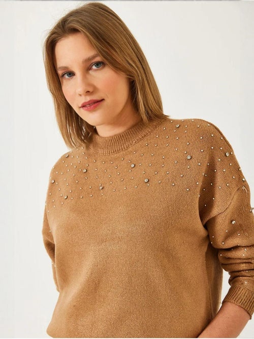 Pull en maille orné de pierres bianco lucci - Kiabi Pull en maille orné de pierres bianco lucci - Kiabi