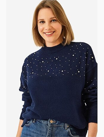 Pull en maille orné de pierres lucci