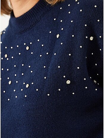 Pull en maille orné de pierres lucci