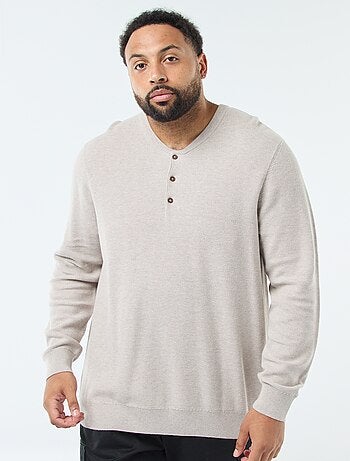 Pull en maille piquée avec col rond boutonné