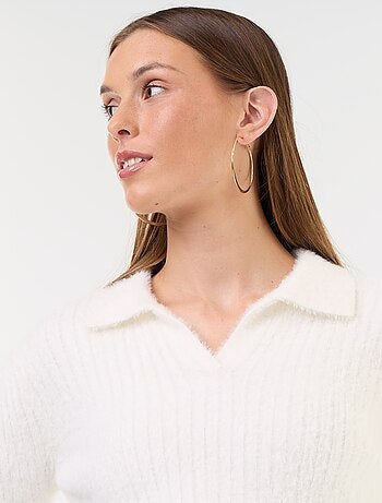 Pull en maille poilue avec col polo