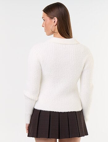 Pull en maille poilue avec col polo