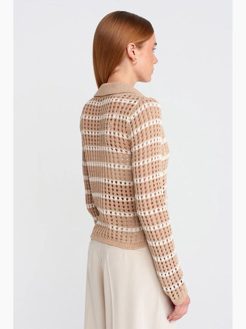 Pull en maille rayée à col polo et boutons dilvin - Kiabi Pull en maille rayée à col polo et boutons dilvin - Kiabi