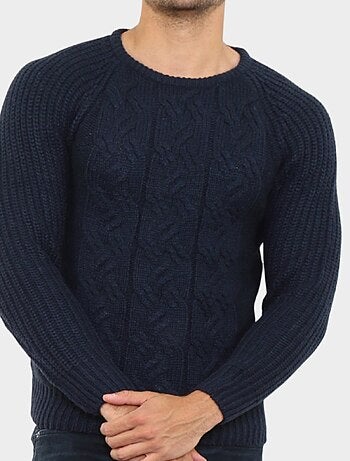 Pull en maille torsadée