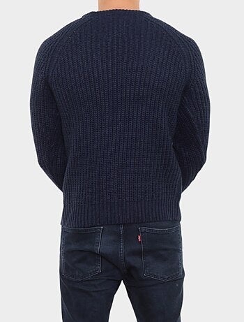 Pull en maille torsadée