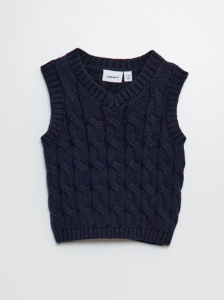 Pull en maille tricot sans manches