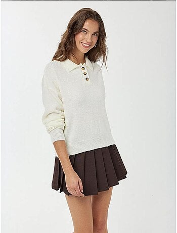 Pull en tricot à col boutonné