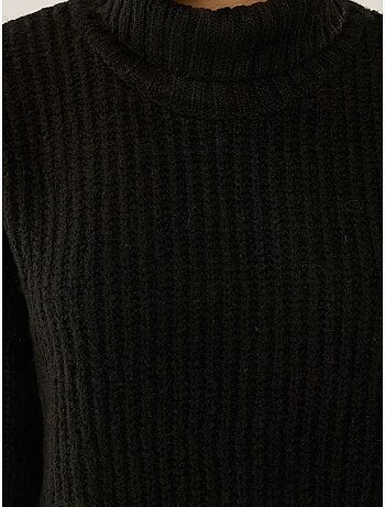 Pull en tricot à col roulé