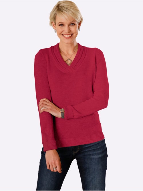 Pull en tricot à col v avec bords-côtes aux manches et ourlet - taille standard - moda vilona - Kiabi Pull en tricot à col v avec bords-côtes aux manches et ourlet - taille standard - moda vilona - Kiabi