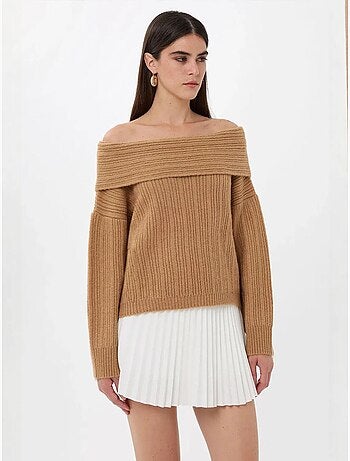 Pull en tricot à épaules dénudées