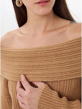 Pull en tricot à épaules dénudées