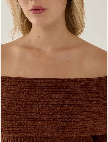 Pull en tricot à épaules dénudées