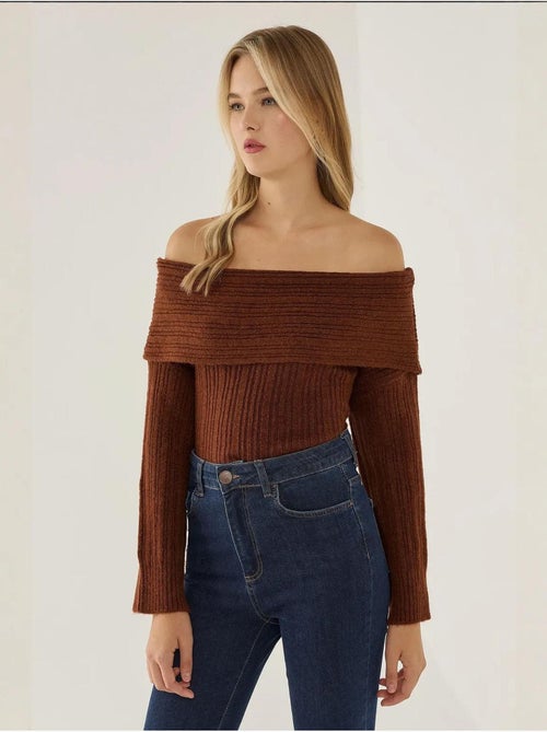 Pull en tricot à épaules dénudées - Kiabi
