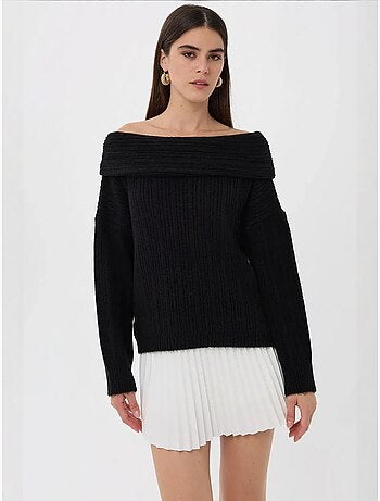 Pull en tricot à épaules dénudées