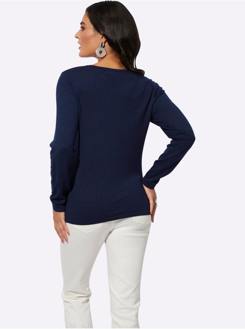 Pull en tricot à motif floral placé et manches longues - Taille standard - Helline - Kiabi Pull en tricot à motif floral placé et manches longues - Taille standard - Helline - Kiabi