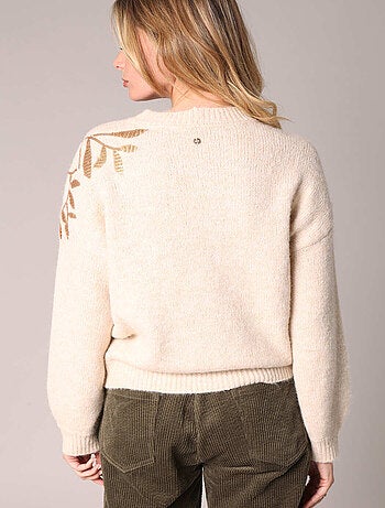 Pull en tricot orné de broderies florales à paillettes 'Deeluxe'