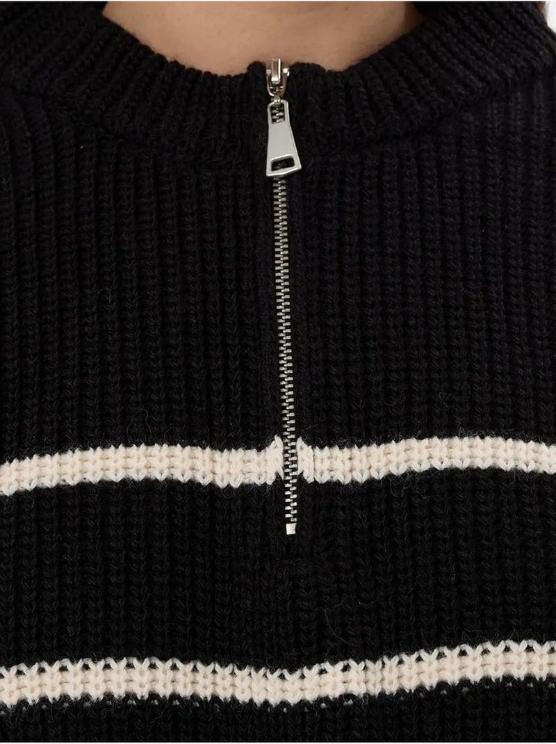 Pull en tricot rayé à fermeture éclair Noir - Kiabi