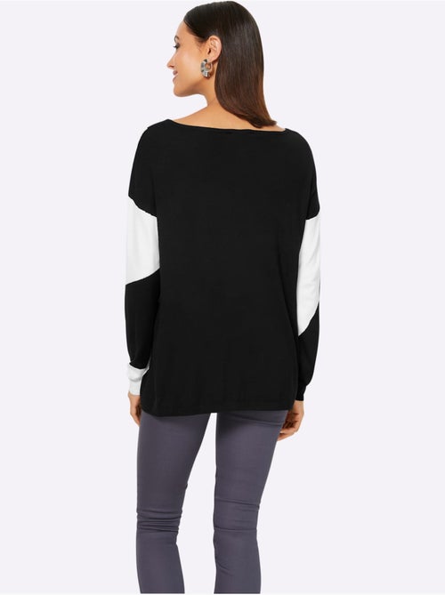 Pull Encolure Ronde Motif Graphique - Taille Standard - Helline - Kiabi Pull Encolure Ronde Motif Graphique - Taille Standard - Helline - Kiabi