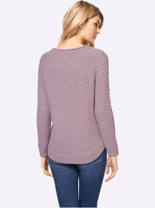 Pull encolure ronde tricot doux - taille standard - helline - Kiabi Pull encolure ronde tricot doux - taille standard - helline - Kiabi