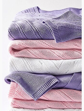 Pull encolure V motifs ajourés