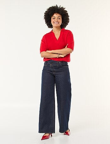 Pull esprit polo avec encolure V