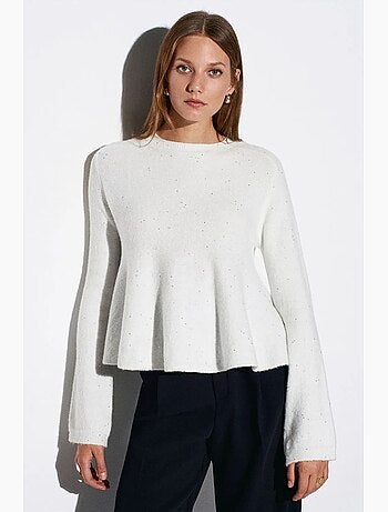 Pull femme en maille à col rond et volant dilvin