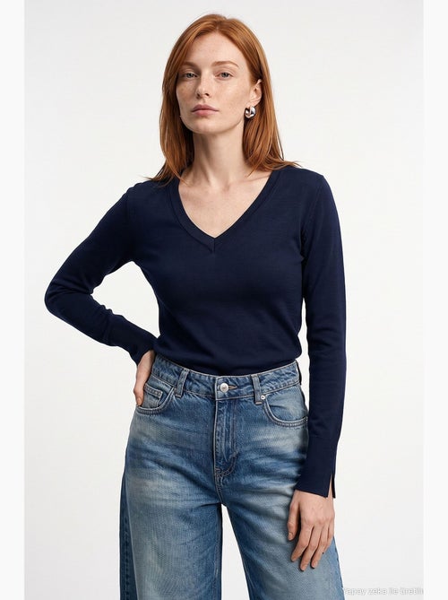 Pull femme en maille à col v avec fente dilvin - Kiabi