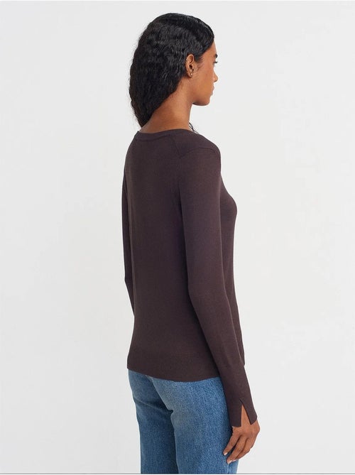 Pull femme en maille à col v avec fente dilvin - Kiabi