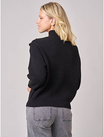 Pull femme en maille côtelée détail ajouré 'deeluxe'