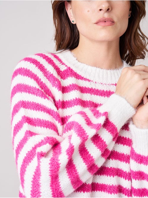 Pull femme rayé en maille douce 'deeluxe' - Kiabi Pull femme rayé en maille douce 'deeluxe' - Kiabi