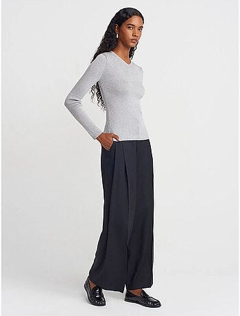 Pull femme slim à col v côtelé dilvin
