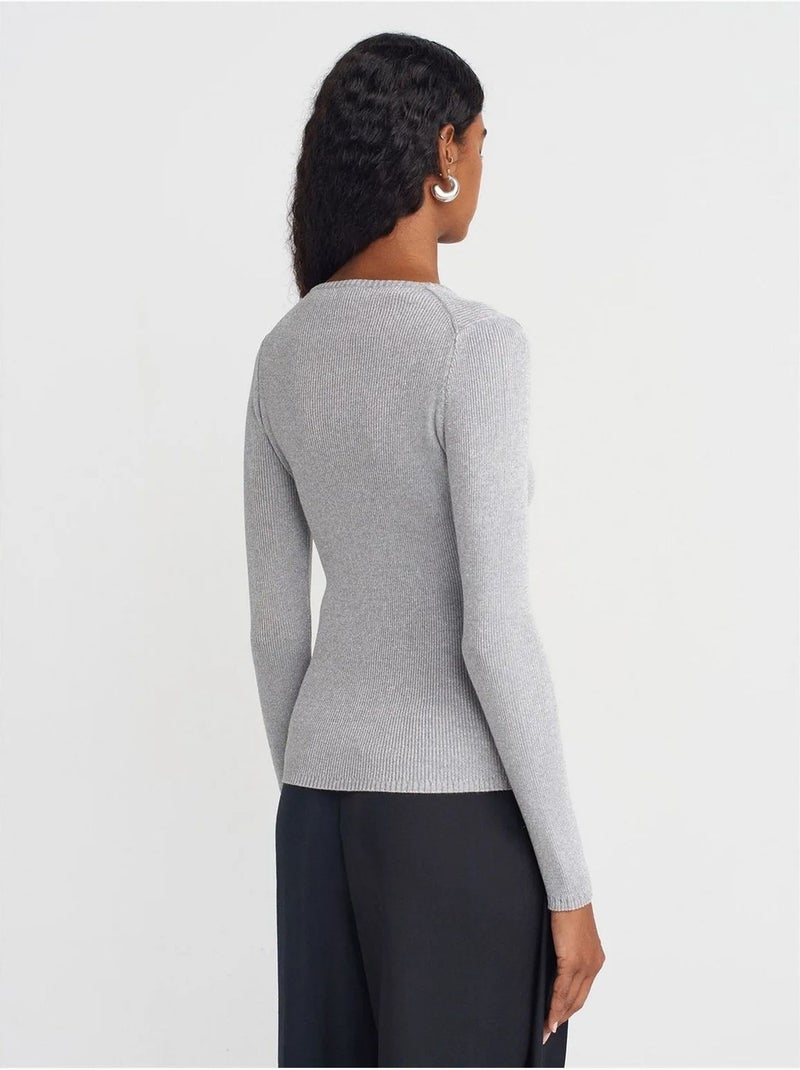 Pull femme slim à col v côtelé dilvin Argent - Kiabi