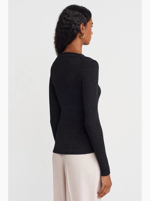 Pull femme slim à col v côtelé dilvin - Kiabi Pull femme slim à col v côtelé dilvin - Kiabi