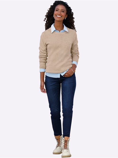 Pull Fentes Tendance à L'ourlet - Taille Standard - Helline - Kiabi Pull Fentes Tendance à L'ourlet - Taille Standard - Helline - Kiabi