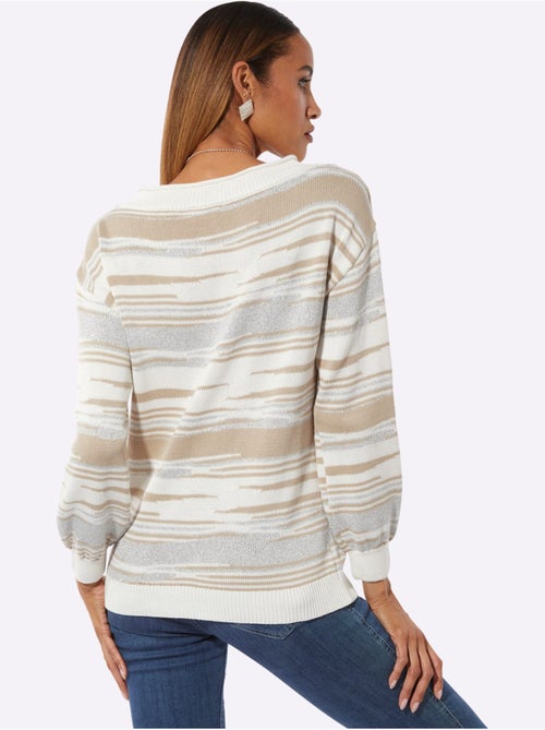 Pull Jacquard Douceur Extrême Et Jolie Brillance - Taille Standard - Helline - Kiabi Pull Jacquard Douceur Extrême Et Jolie Brillance - Taille Standard - Helline - Kiabi