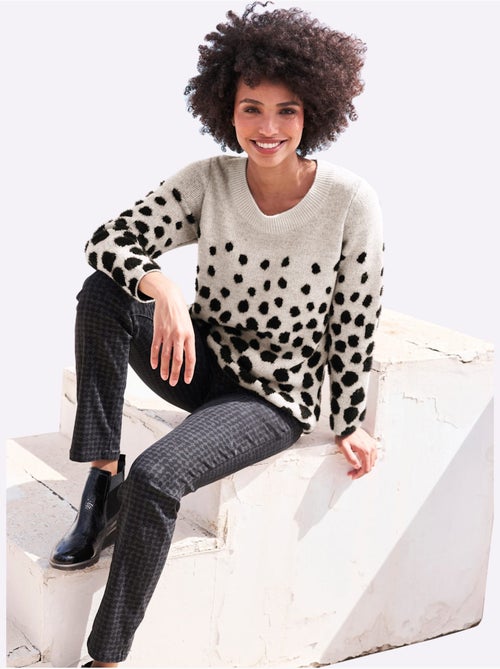 Pull Jacquard Motif à Pois Tendance - Taille Standard - Helline - Kiabi Pull Jacquard Motif à Pois Tendance - Taille Standard - Helline - Kiabi