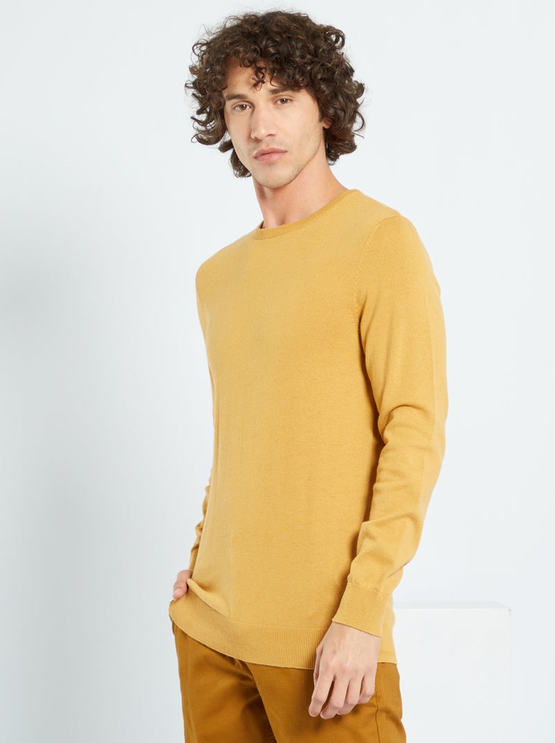 Pull léger col rond moutarde - Kiabi