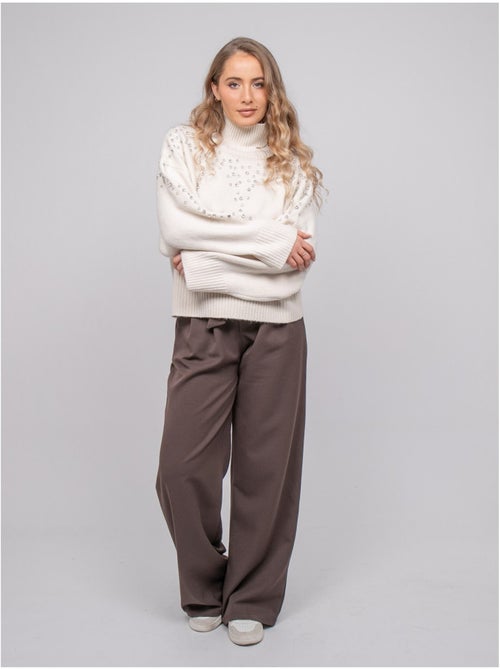 Pull maille col montant orné de strass kobilie - Kiabi Pull maille col montant orné de strass kobilie - Kiabi