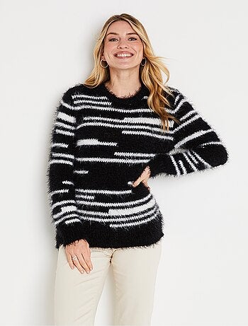 Pull maille douce effet poilu