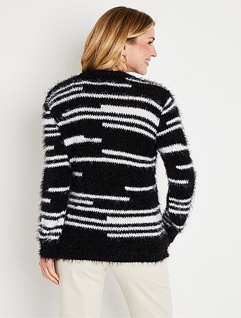 Pull maille douce effet poilu