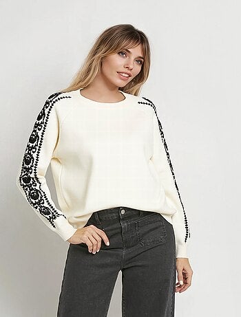 Pull maille épaisse broderies manches - AFIBEL