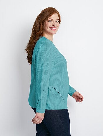 Pull maille perlée et ajourée col V