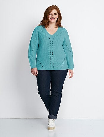 Pull maille perlée et ajourée col V